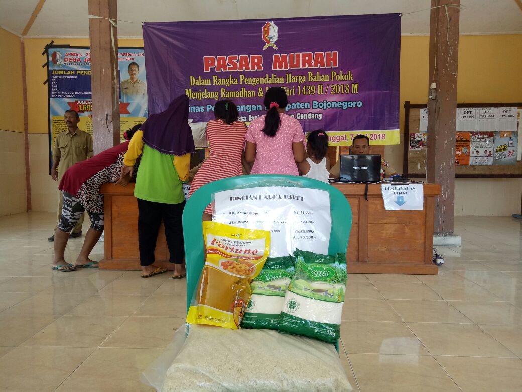 STABILKAN HARGA POKOK DINAS PERDAGANGAN KABUPATEN BOJONEGORO OPTIMALKAN KEGIATAN PASAR MURAH