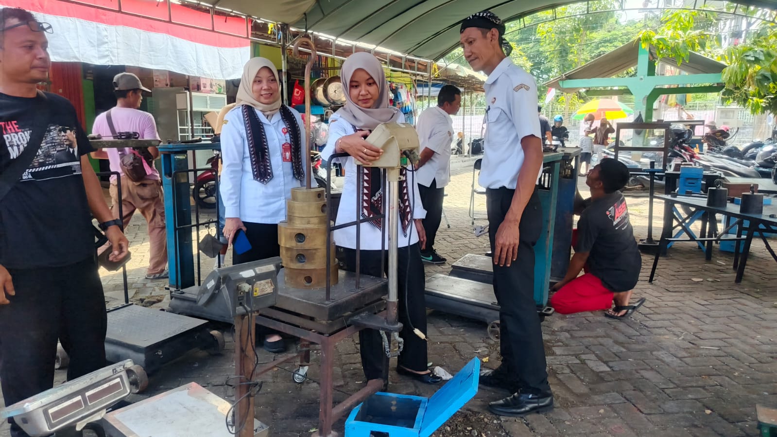 PELAYANAN TERA DAN TERA ULANG METROLOGI LEGAL